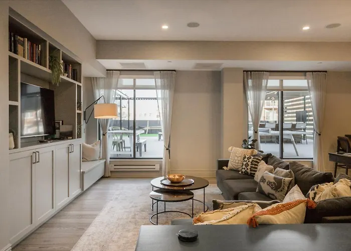 1br W Lounge Pool Gym Nr Metra Chi-860 Apartment