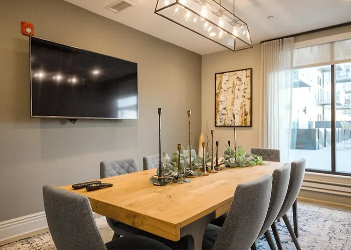 Apartment 1br W Lounge Pool Gym Nr Metra Chi-860 Elmhurst
